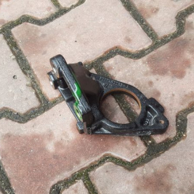 ŁAPA PÓŁOSI TRAFIC VIVARO PRIMASTAR 8200452283