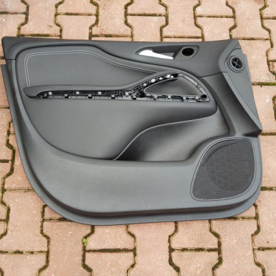 Boczek drzwi przód przedni Opel Zafira C 13453713