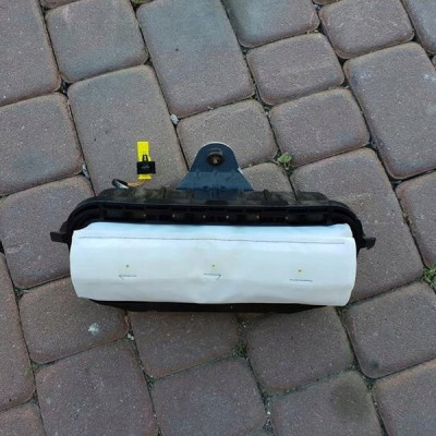 Poduszka pasażera AIRBAG Opel Insignia B 84126107