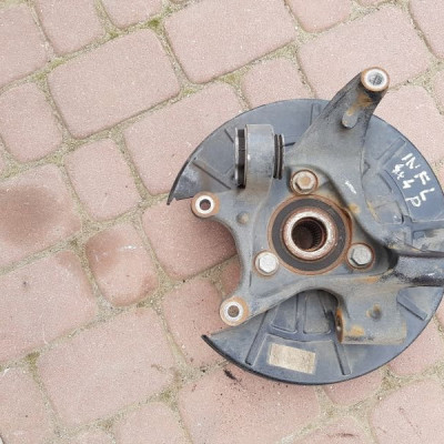 Zawieszenie tył tylne 4x4 zwrotnica Opel Insignia