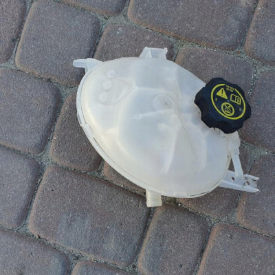 Zbiorniczek wyrównawczy Opel Astra K V 13459964