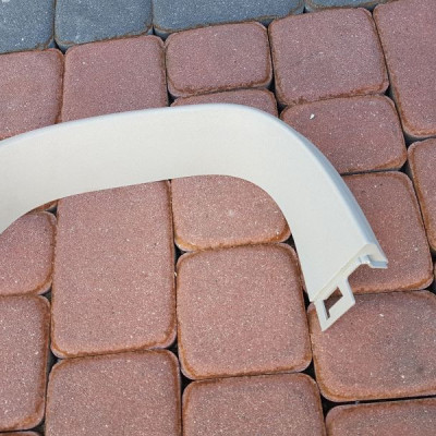 Listwa wykończeniowa klapy Opel Zafira C 13289558