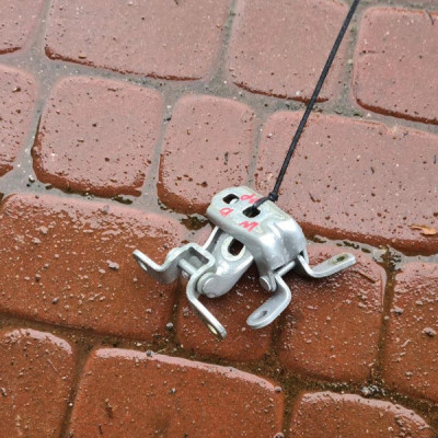 Zawias drzwi przód prawy Opel Insignia B