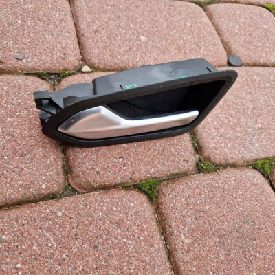 Klamka lewa chrom Renault Captur II 2 806714209R