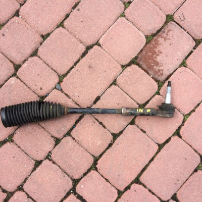 Drązek kierowniczy Prawy Opel Insignia