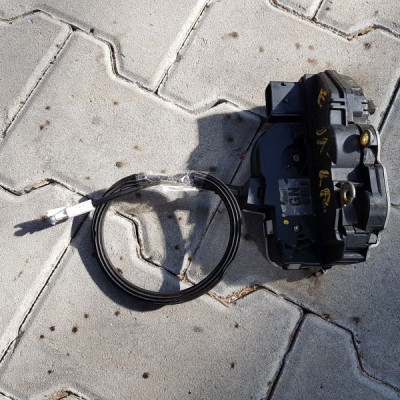 Zamek drzwi przód lewy Opel Insignia 13503801 GN