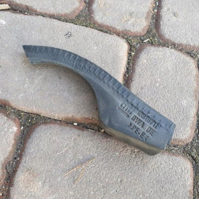 Wygłuszenie błotnika Opel Astra J IV 13318711