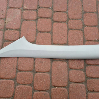 Osłona poszycie słupka lewe Opel Astra K 39099253