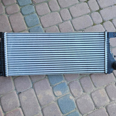 Chłodnica intercoolera Opel Insignia B 84208091