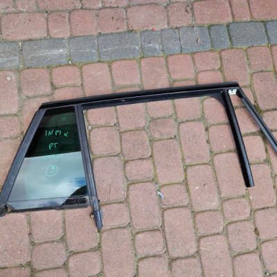 Szyba tył tylna kombi ciemna Opel Insignia B 2019r