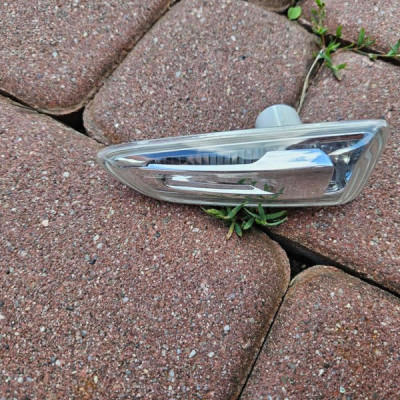 Kierunkowskaz lewy bok Opel Insignia B 13491088