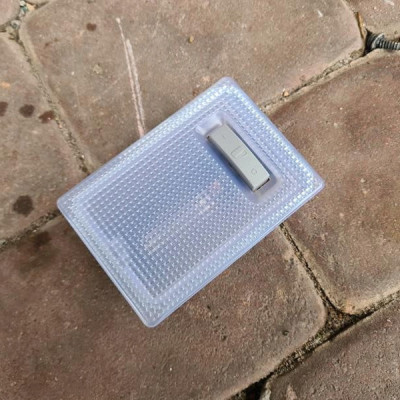 Lampka podsufitki oświetlenie Opel Mokka 95063926