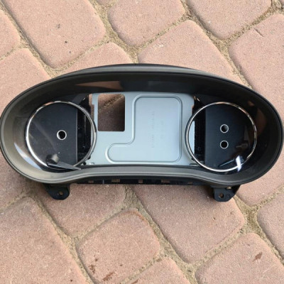 Obudowa licznika licznik osłona Opel Insignia B