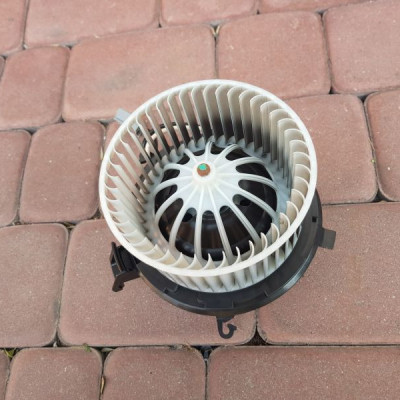 Wentylator nagrzewnicy EU Opel Zafira C U7254002