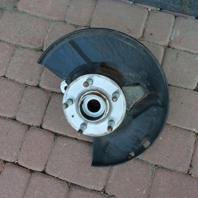 Zwrotnica lewa przednia duża jak OPC Opel Insignia