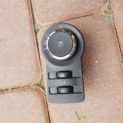 Przełącznik włącznik świateł Astra J ANGL 13385633