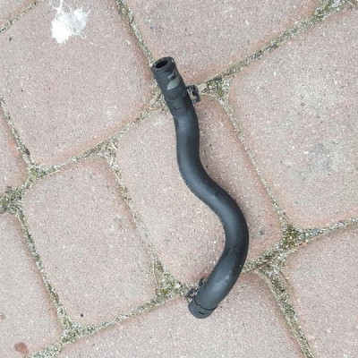 Rura przewód wąż wody Passat B8 2017r