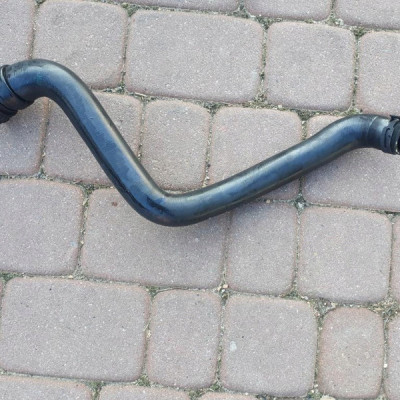 Przewód rura wąż wody LIFT Opel Astra K 39160247