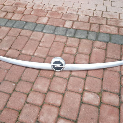 Chrom tylny Hatchback OPC Opel Insignia 22803610