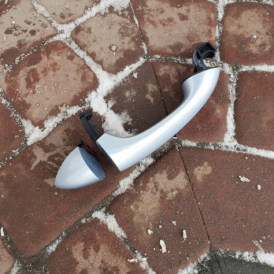 Klamka drzwi tył tylna Opel Astra K V