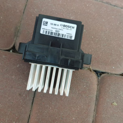 Rezystor opornica dmuchawa Opel Zafira C 13598091