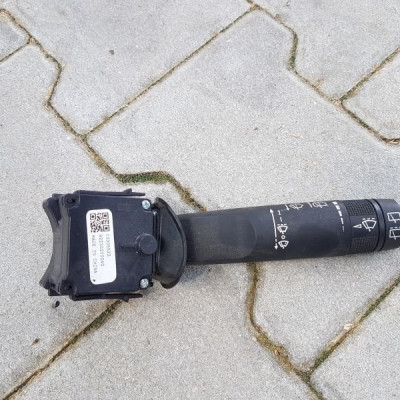 MANETKA WYCIERACZEK OPEL INSIGNIA 13305522