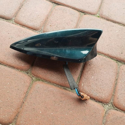 Antena dachowa ON-STAR rekin Zafira C 39064589