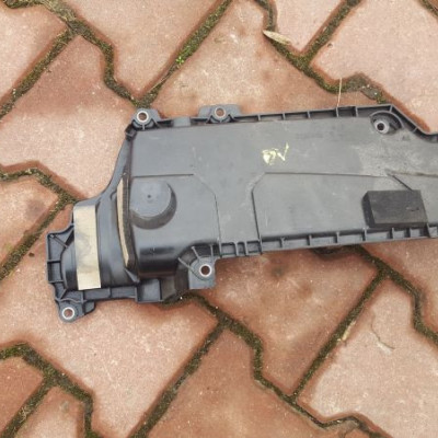 POKRYWA ZAWORÓW VIVARO TRAFIC PRIMASTAR 8200805844