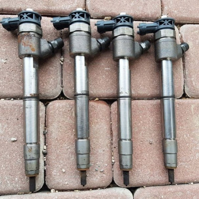 Wtrysk wtryskiwacz 170KM Opel Insignia 55488616