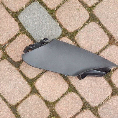 Plastik obudowa osłona Opel Astra J IV 13259133