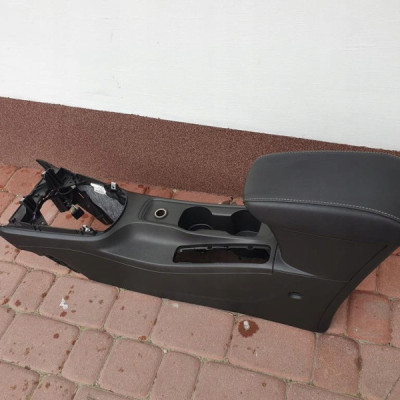 Tunel EU podłokietnik kompletny Opel Astra K V 5