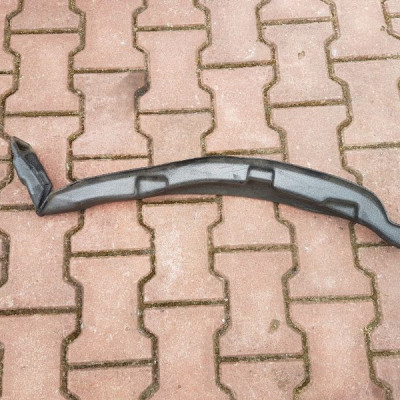 Wyciszenie błotnika Opel Zafira C TOURER 13433120