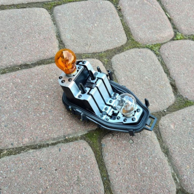 Oprawka zarówek Renault Clio IV 265553752R