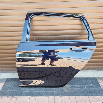 Drzwi tył tylne kombi IGŁA z22x Opel Insignia B