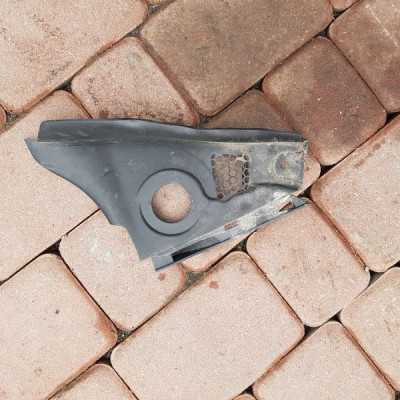 Podszybie naroznik lewy Opel Astra J IV 13267106