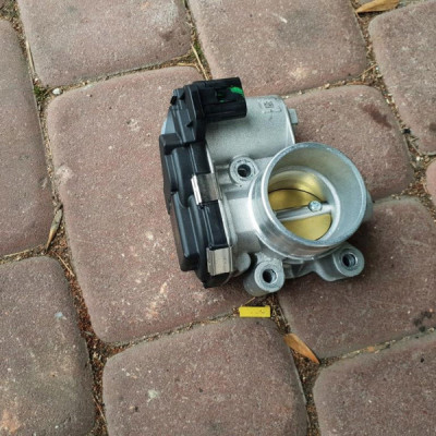 Przepustnica 1.4T Opel Astra K V 12671379