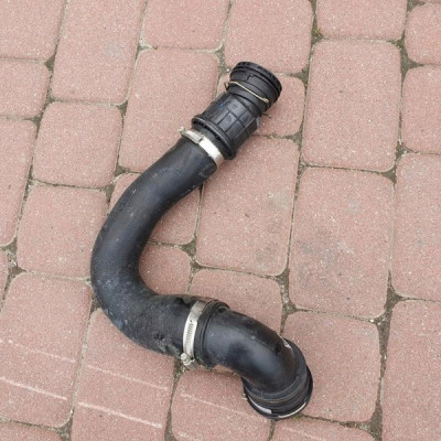 Rura intercoolera wąż 1.6T Astra K V 13374648