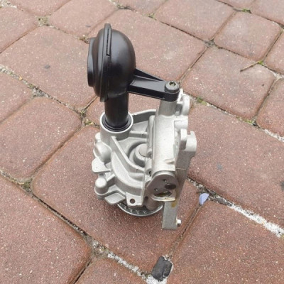 Pompa oleju cisnienia Opel Astra K V 1.2T 55503981