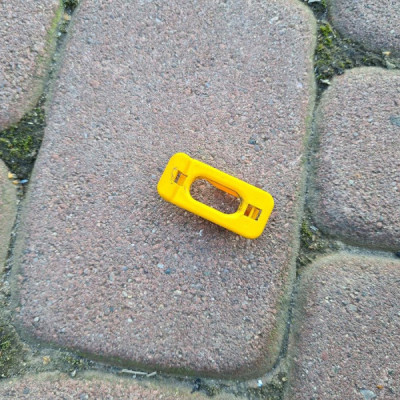 Uchwyt mocowanie podpora maski Opel Meriva B