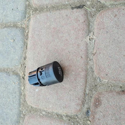 Przełącznik start stop Renault Megane IV 503211R