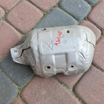 Obudowa osłona termiczna 1.4T Astra J 55569314