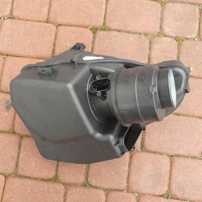 Filtr powietrza obudowa Opel Astra K V 42610679