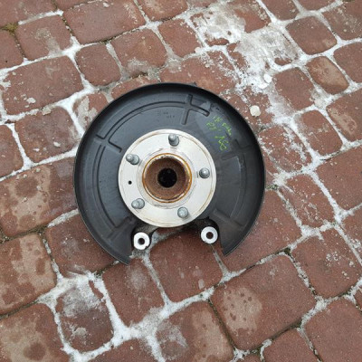 Zwrotnica piasta łożysko tył Opel Insignia 1.6CDTI