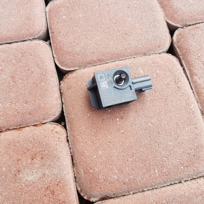 SENSOR UDERZENIOWY AIRBAG OPEL ASTRA J 13504470