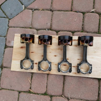 Tłok korbowód B14XFL B14XFT 1.4T Opel Astra K 5 V