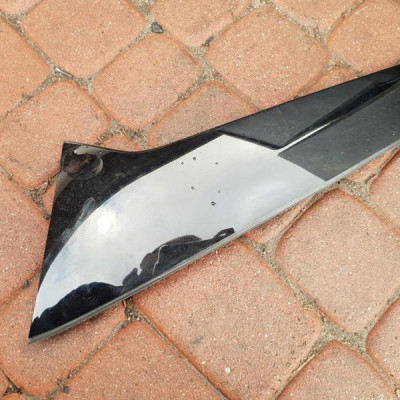 Listwa klapy błotnika tył Opel Astra K V 39078188