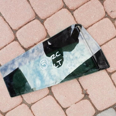 Szyba tył tylna lewa ciemna Opel Zafira C 2015r