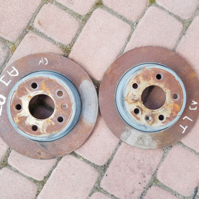 Tarcze tarcza hamulcowa tył Opel Astra J IV Fi 292