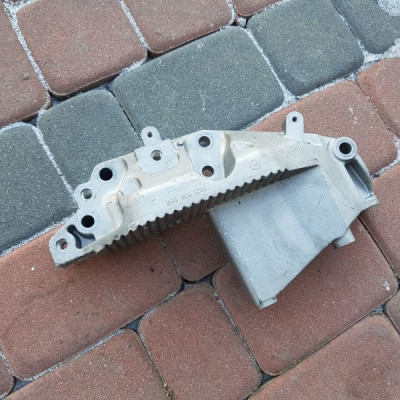 Łapa silnika 2.3 DCI Master movano 112310605R NOWA