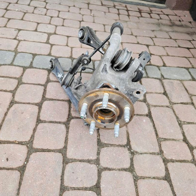 Piasta zwrotnica tył tylna L GSI Opel Insignia B